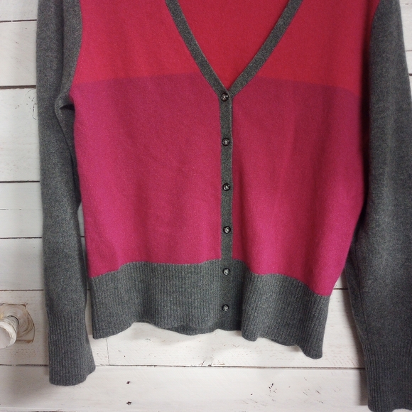Apt 9 100% Pure Cashmere Womens Large Pink Gray Colorblock VNeck Button Front 44 - Picture 8 of 11